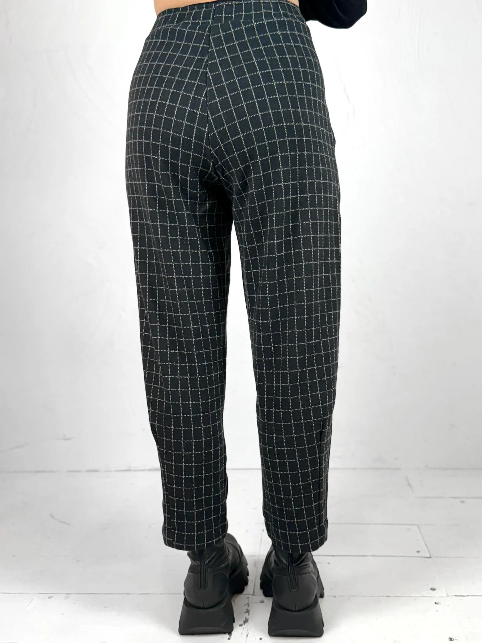 Cervo J Soft Graph Check Narrow Trousers