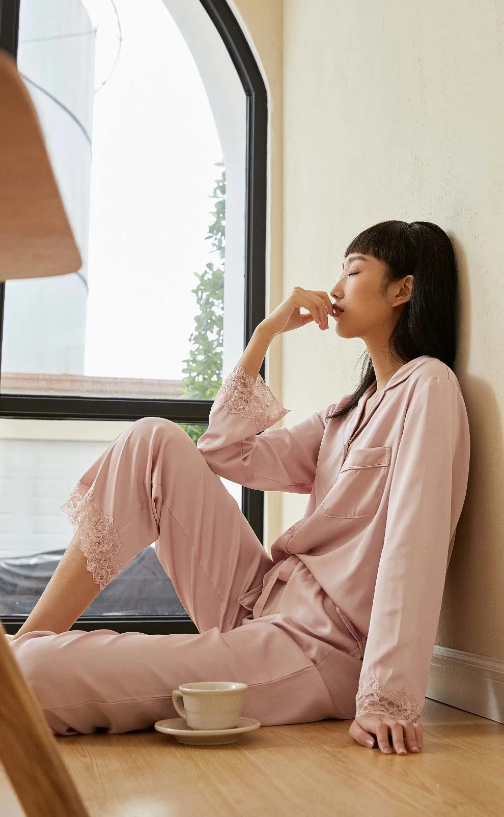 Cozy •  Silk Satin Long Sleeve Pajamas Set