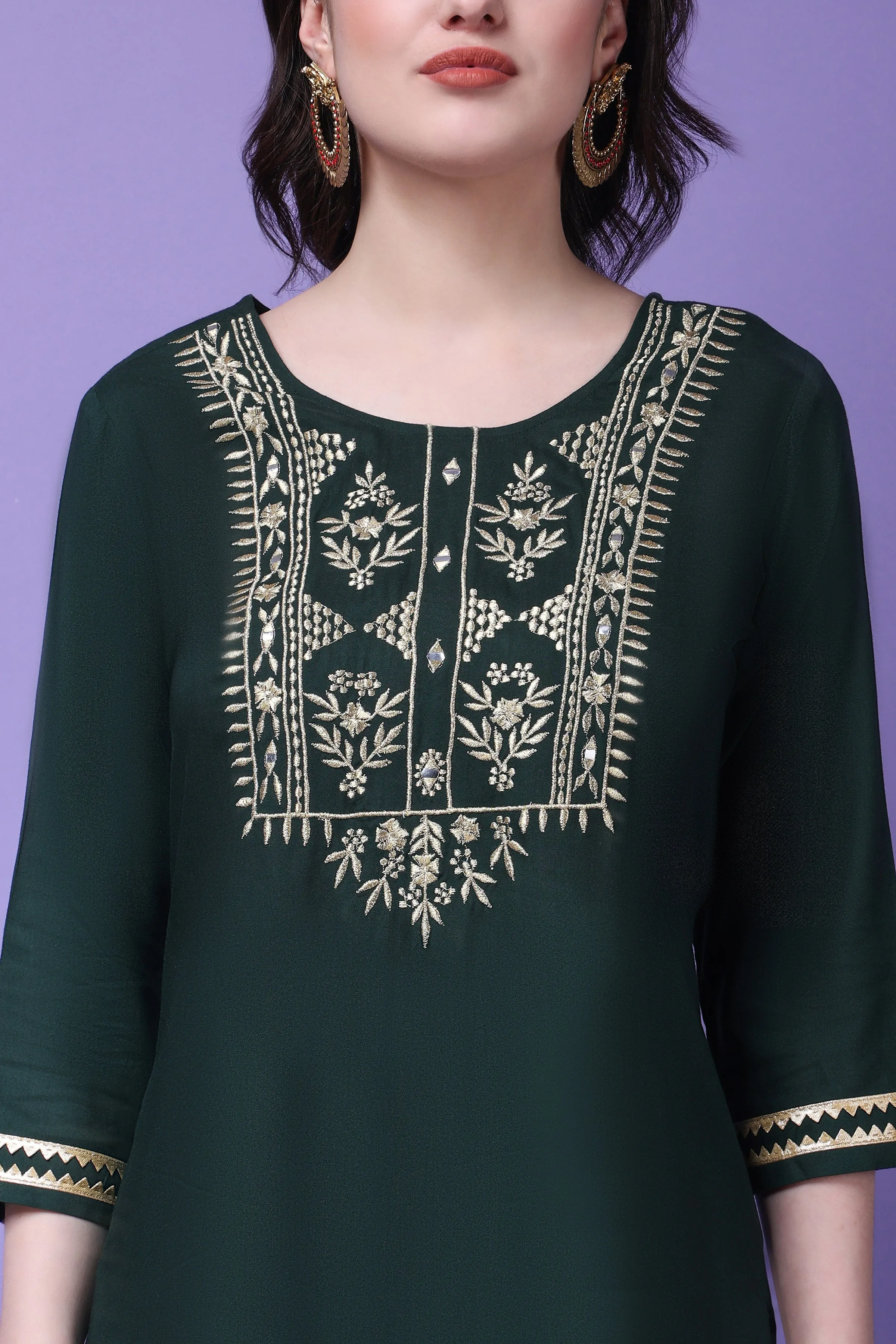 Ethnic Motifs Embroidered Yoke Design Kurta With Trousers