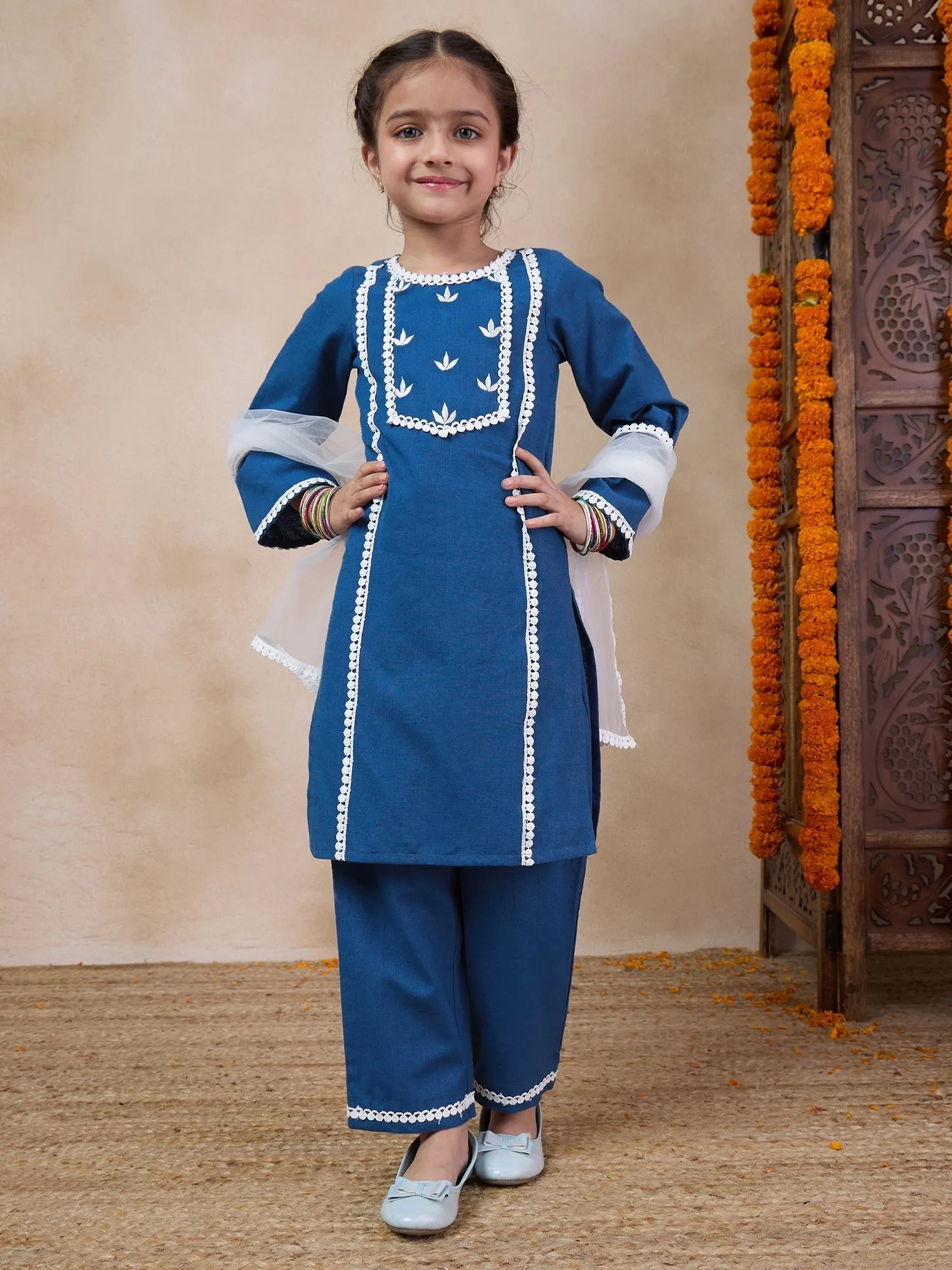 Girls Floral Yoke Design Regular Kurta With Trousers Dupatta