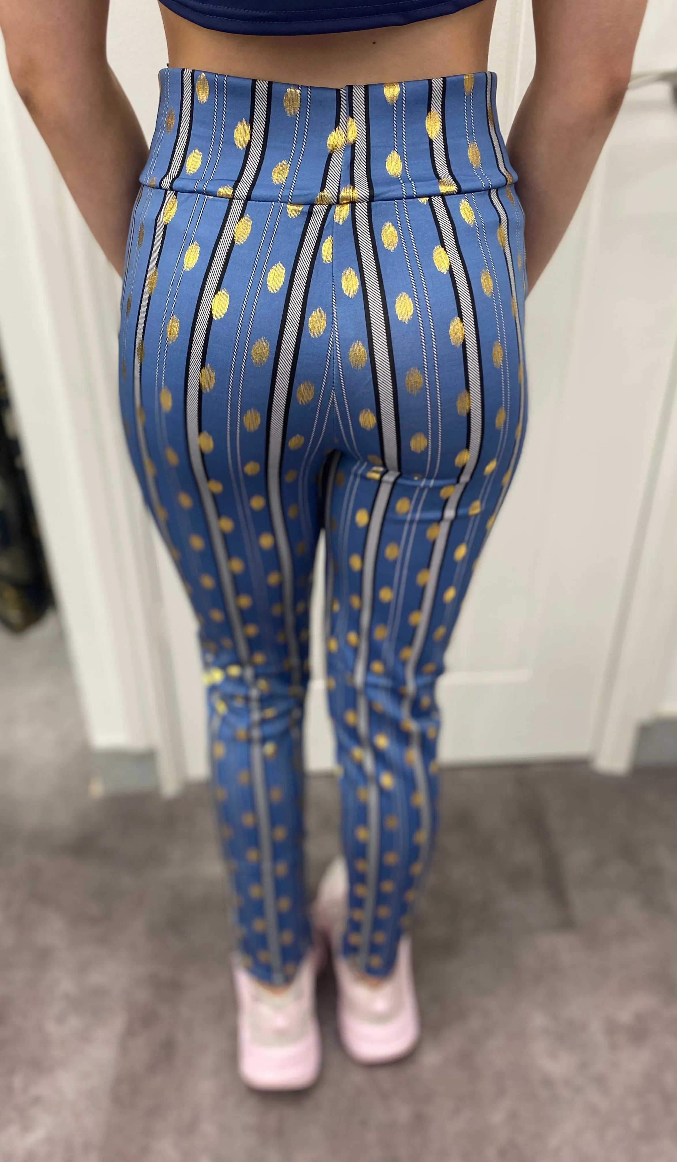 LYCRA GOLD BLUE  BUTTON LEGGINGS & ZIP COLLAR TOP