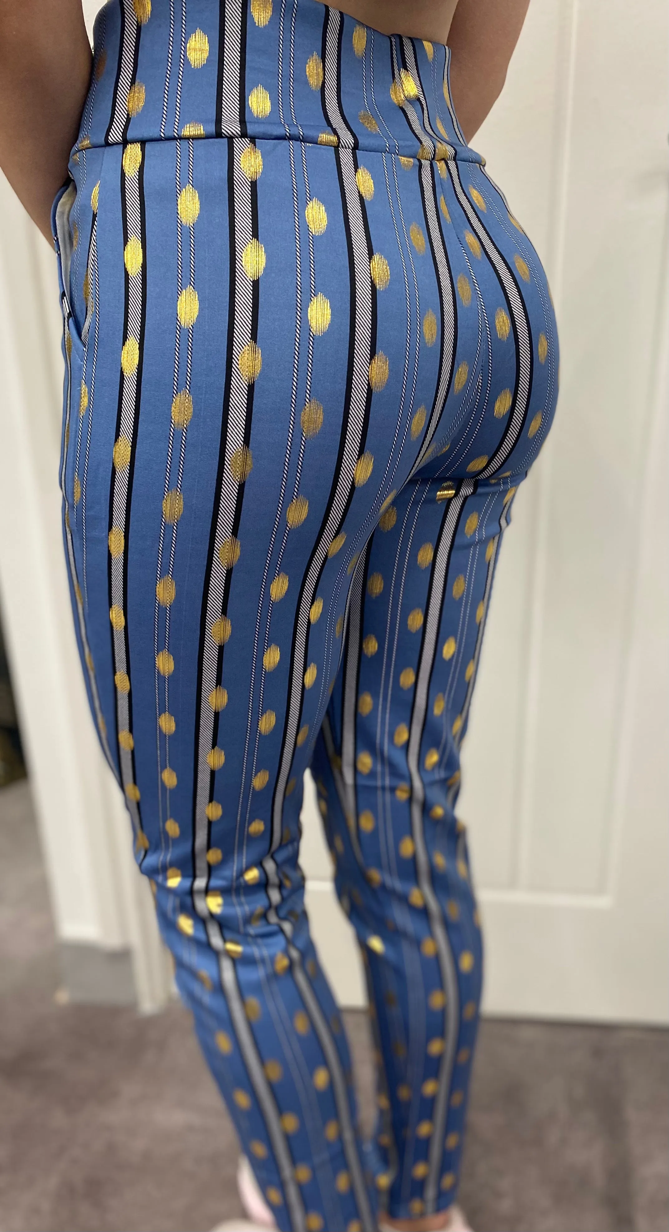 LYCRA GOLD BLUE  BUTTON LEGGINGS & ZIP COLLAR TOP