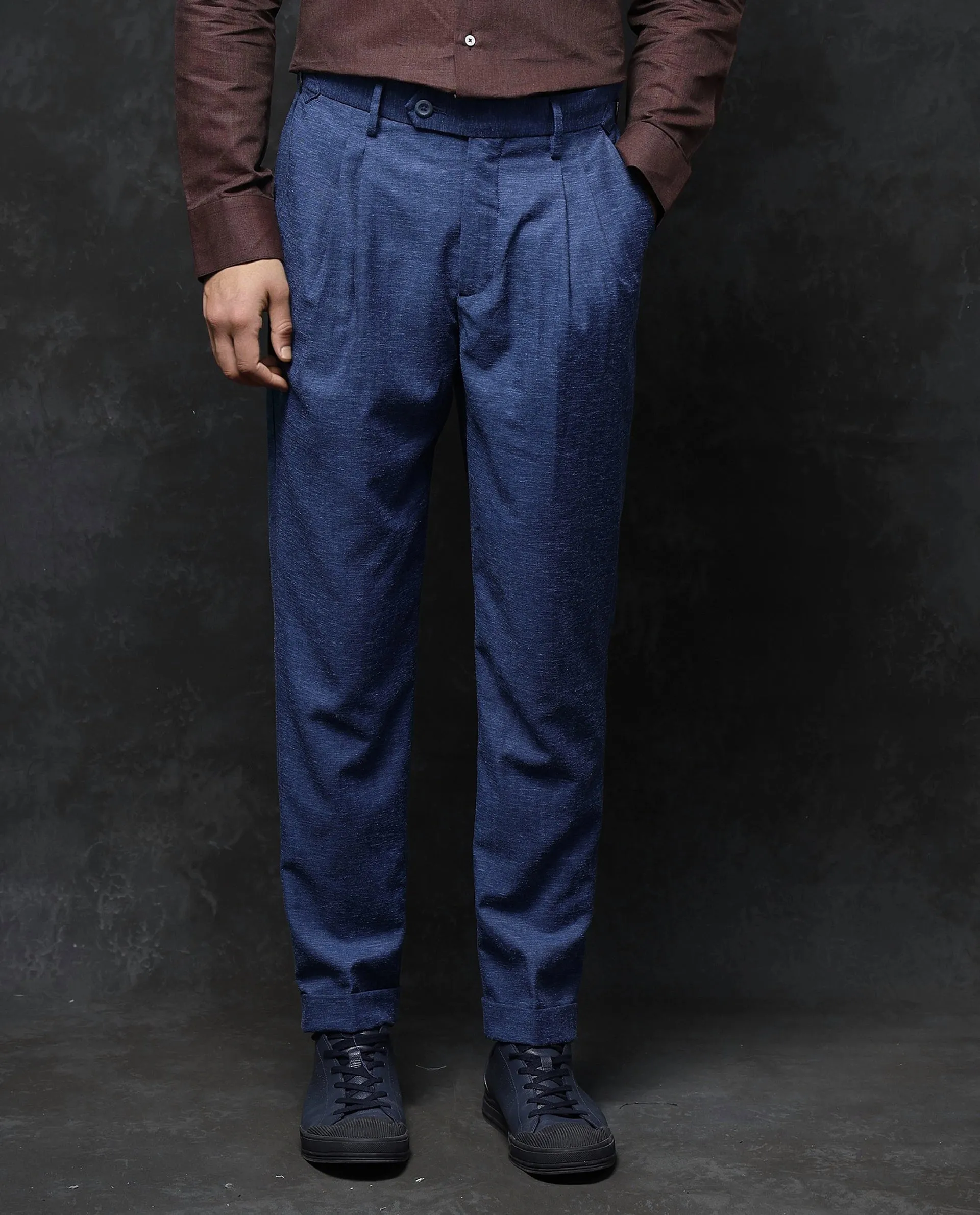 Rare Rabbit Men Rhesa Dark Teal Linen Blend Pleated Button Closure Relaxed Fit Plain Trouser