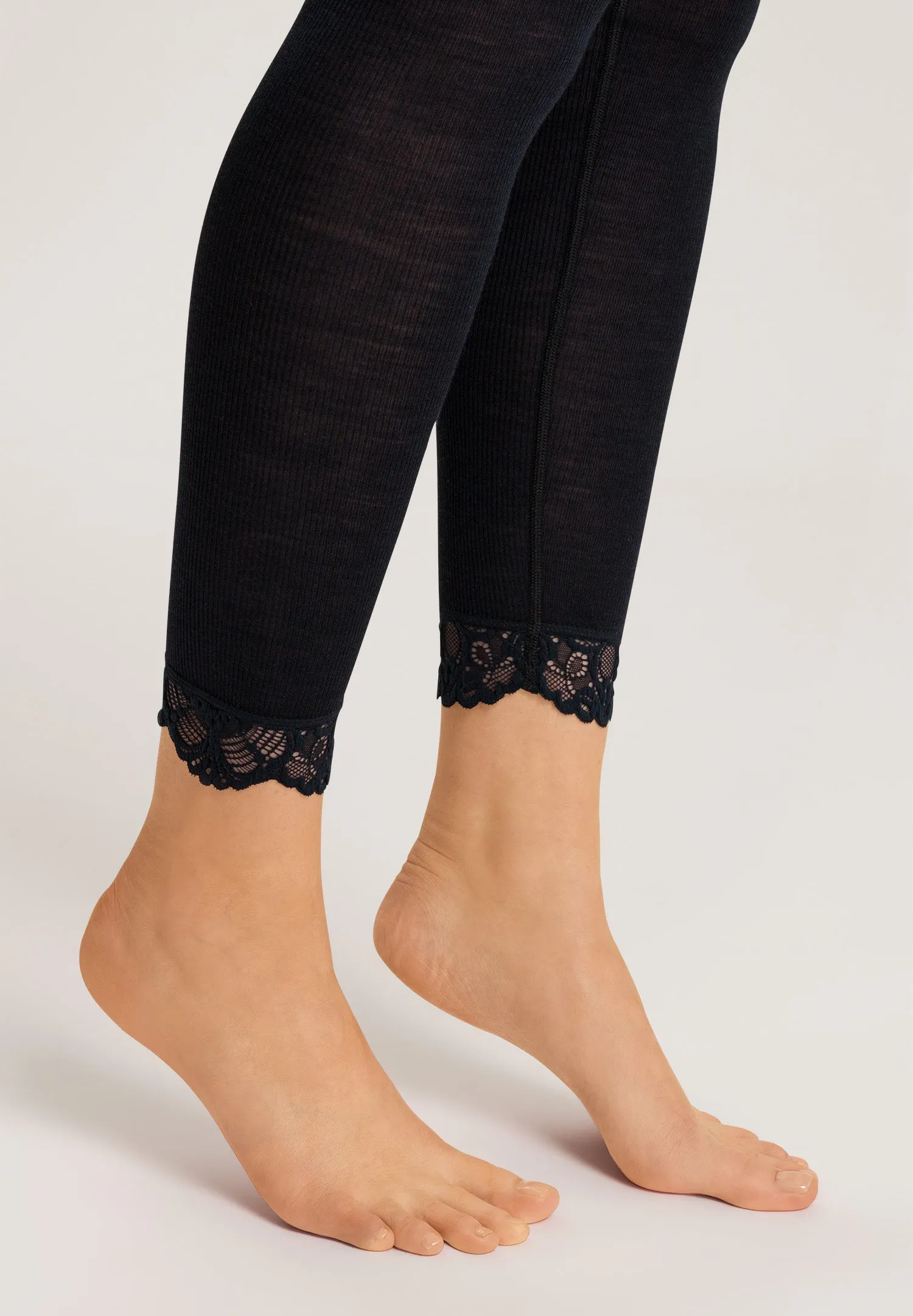 Woolen Lace Wool and Silk Lace Trim Leggings | Black 70910-019